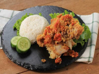 ayam-geprek.jpg